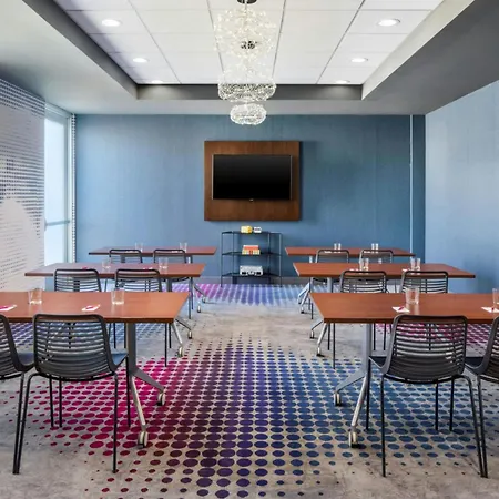 Aloft By Marriott Phoenix-Airport-3